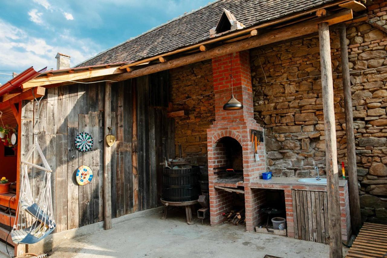 Hostal Casa Pe Valea Hartibaciului Barcut Exterior foto